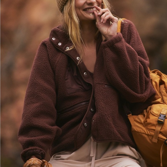 Free People Jackets & Blazers - Free People Hit the Slopes Fleece Jacket